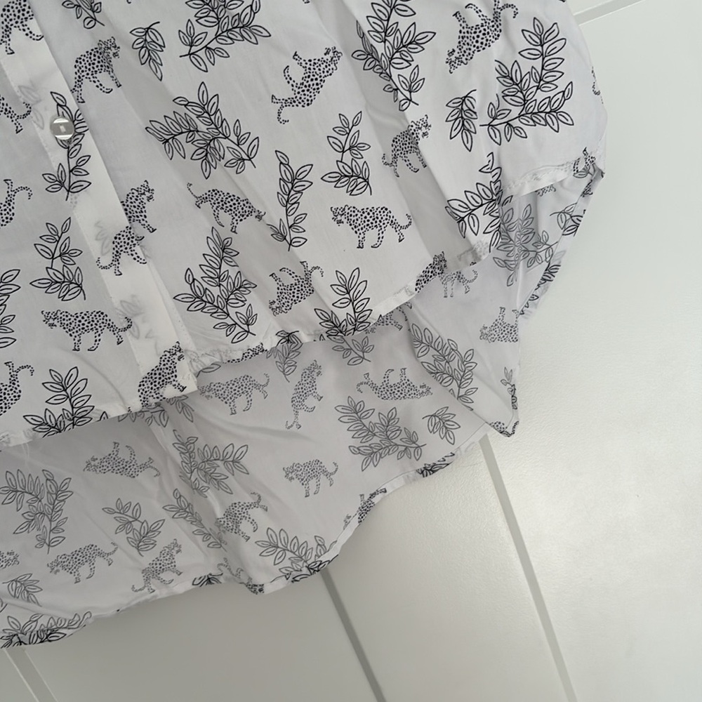 Cheetah pattern button up - Picture 6 of 9